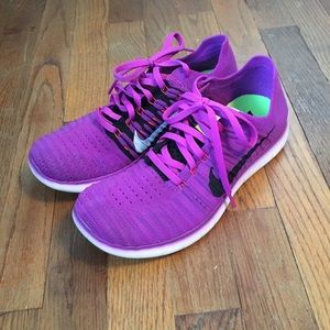 Nike free run flyknit